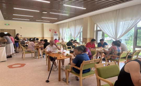 2024年8月10日，养老公司“亲亲邻里食堂”盛大开业_副本.jpg